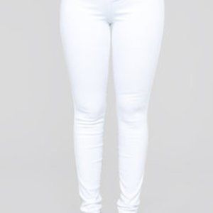 Classic Mid Rise Skinny Jeans - White